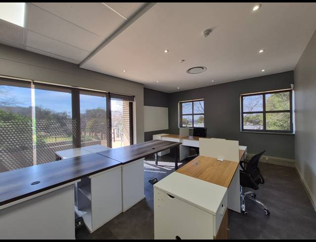 195M² OFFICE TO LET IN ILLOVO